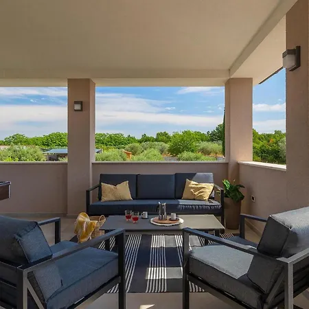 Tatil Evi Delfar