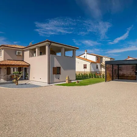 Tatil Evi Delfar Galižana