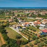 Delfar Hébergement de vacances Galižana