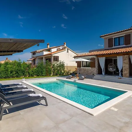Hébergement de vacances Delfar *