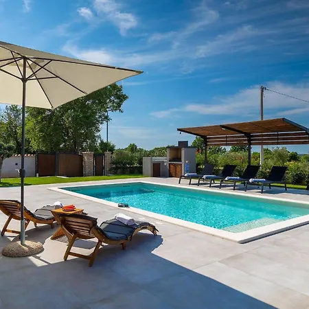 Hébergement de vacances Delfar *