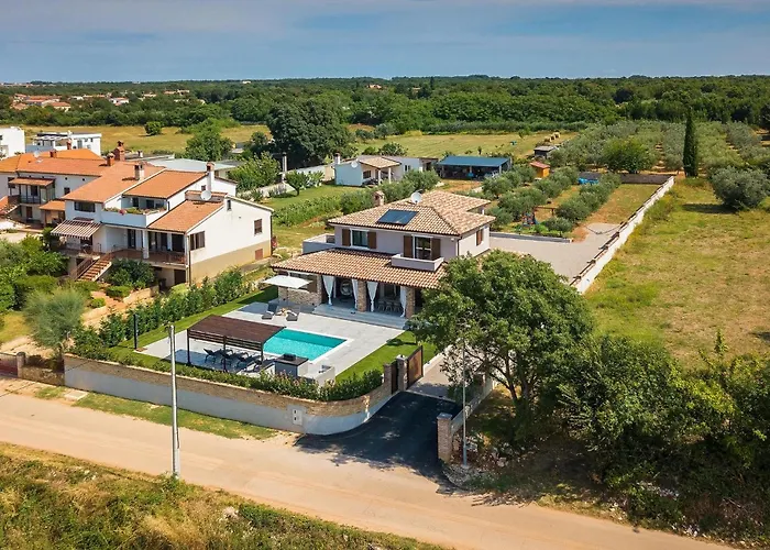 Ferienhaus Delfar Galižana