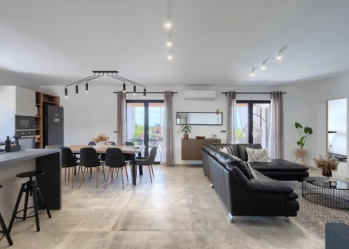 Delfar Ferienhaus Galižana